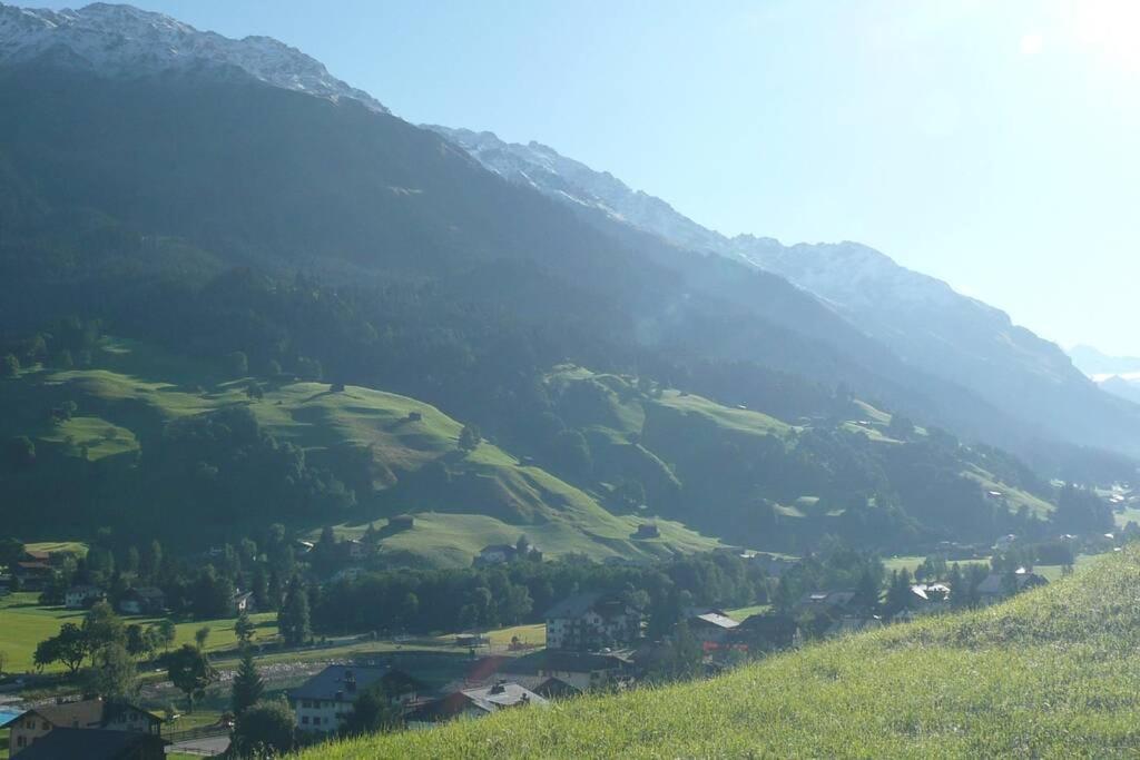 Appartement In Hus Signal Met Prachtig Uitzicht Op De Bergen Klosters Kültér fotó
