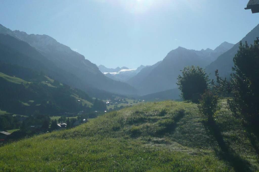 Appartement In Hus Signal Met Prachtig Uitzicht Op De Bergen Klosters Kültér fotó