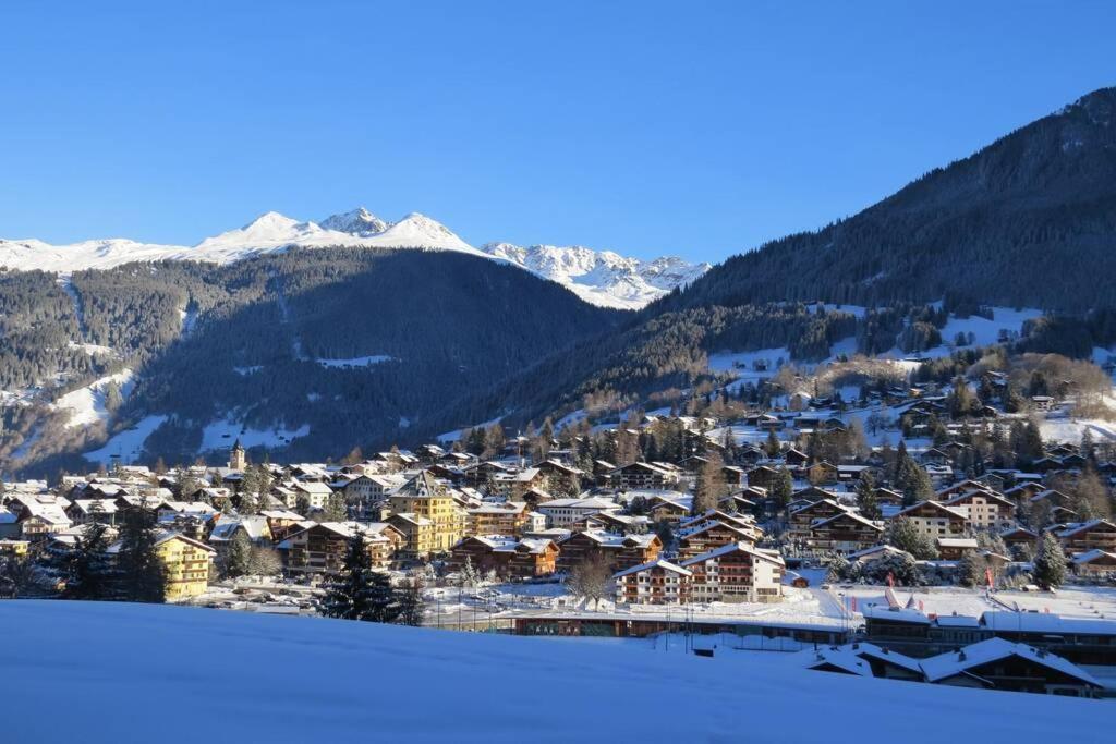 Appartement In Hus Signal Met Prachtig Uitzicht Op De Bergen Klosters Kültér fotó