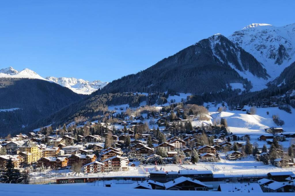 Appartement In Hus Signal Met Prachtig Uitzicht Op De Bergen Klosters Kültér fotó